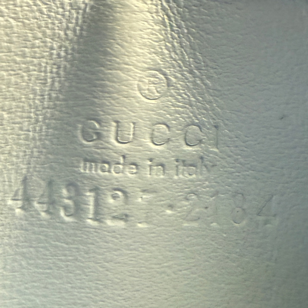 Gucci Baby Blue Leather Card Holder - Picture 9 of 13